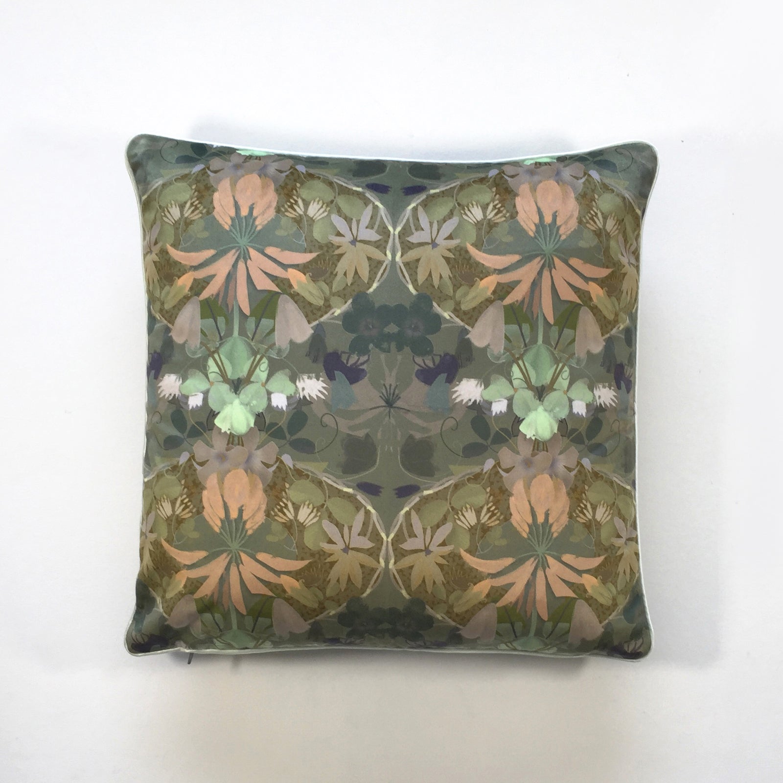 Irish Shamrock Cushion Cover